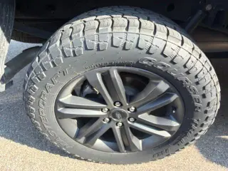 Ford F-150 2023 4x4 XLT 4dr SuperCrew 6.5 ft. SB
