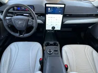 Ford Mustang Mach-E 2022 Premium 4dr SUV