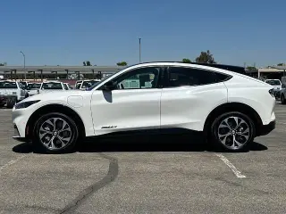 Ford Mustang Mach-E 2022 Premium 4dr SUV