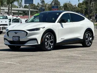 Ford Mustang Mach-E 2022 Premium 4dr SUV