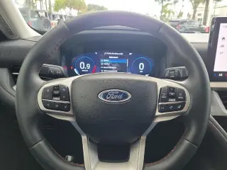 Ford Explorer 2025 Active 4dr SUV