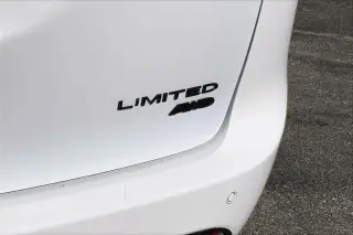 Chrysler Pacifica 2022 AWD Limited 4dr Mini-Van