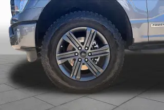 Ford F-150 2023 4x4 XLT 4dr SuperCrew 6.5 ft. SB