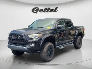 Toyota Tacoma 2017 4x2 SR5 V6 4 puertas Doble Cab 5,0 ft SB