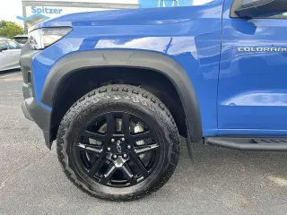 Chevrolet Colorado 2025 4x4 Trail Boss 4dr Crew Cab 5 ft. SB