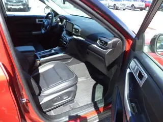 Ford Explorer 2023 AWD XLT 4 puertas SUV