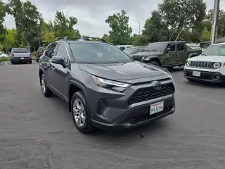 Toyota RAV4 2024 XLE 4dr SUV
