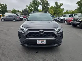 Toyota RAV4 2024 XLE 4dr SUV