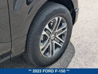 Ford F-150 2023 4x2 XL 4dr SuperCrew 5.5 ft. SB