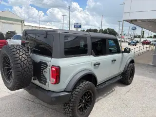Ford Bronco 2022 4x4 Big Bend SUV de 4 puertas