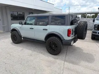 Ford Bronco 2022 4x4 Big Bend SUV de 4 puertas