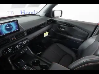 Honda Pilot 2025 con tracción integral AWD, versión TrailSport, SUV de 4 puertas