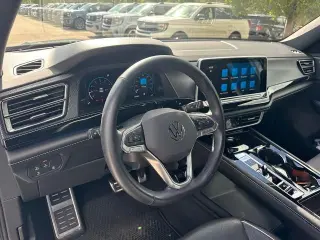 Volkswagen Atlas Cross Sport 2024 AWD SEL Premium R-Line 4Motion 4dr SUV