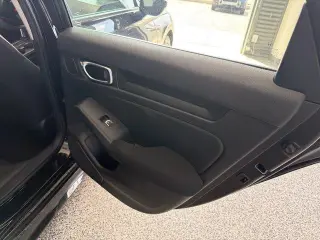 Honda Civic 2025 LX 4dr Sedán