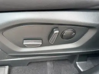 Ford Explorer 2023 AWD XLT 4dr SUV