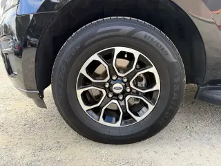 Ford Expedition 2024 4x4 XLT 4p SUV
