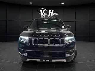 2023 Jeep Wagoneer L