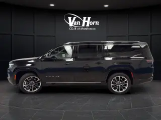 2023 Jeep Wagoneer L