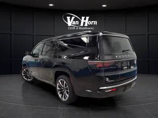 2023 Jeep Wagoneer L