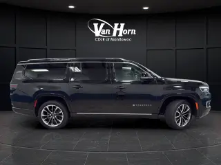 2023 Jeep Wagoneer L