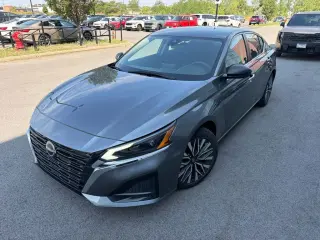 Nissan Altima 2024 2.5 SV 4dr Sedán