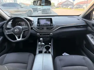 Nissan Altima 2024 2.5 SV 4dr Sedán