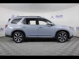 Honda Pilot 2025 AWD Touring 4dr SUV