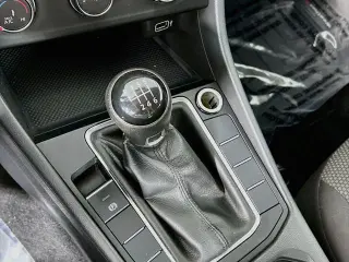 Volkswagen Jetta 2019 S 4dr Sedán 6M