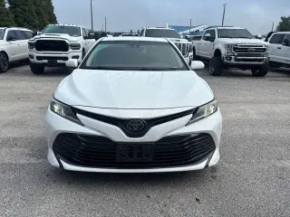 Toyota Camry 2020 LE 4dr Sedán