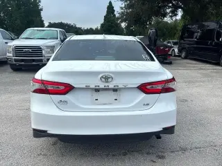 Toyota Camry 2020 LE 4dr Sedán