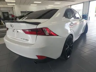 2014 Lexus IS