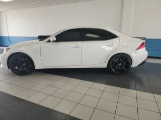 2014 Lexus IS