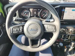 2025 Jeep Gladiator