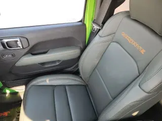 2025 Jeep Gladiator