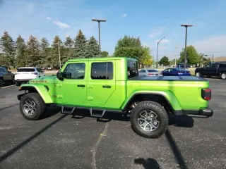2025 Jeep Gladiator