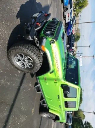 2025 Jeep Gladiator