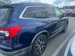 Honda Pilot 2020 AWD Touring 4dr SUV con Sillas de Capitán en la Parte Trasera