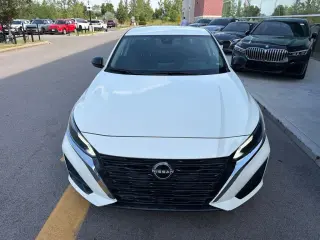 Nissan Altima 2025 2.5 SV 4dr Sedán