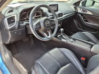 Mazda Mazda3 2018 Touring 4dr Hatchback 6M