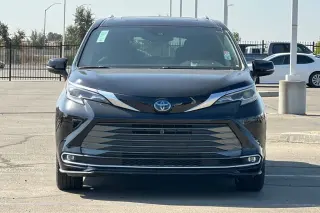 2023 Toyota Sienna