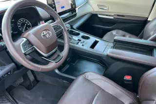 2023 Toyota Sienna