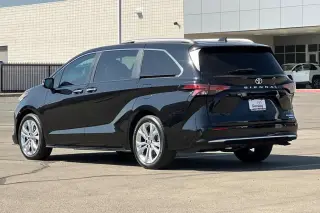 2023 Toyota Sienna