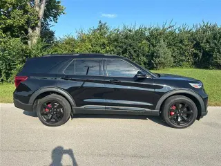 Ford Explorer 2024 AWD ST 4dr SUV
