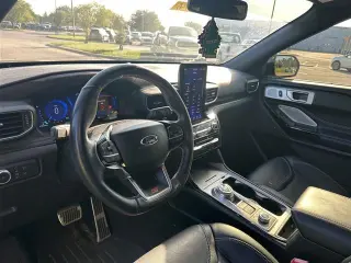 Ford Explorer 2024 AWD ST 4dr SUV
