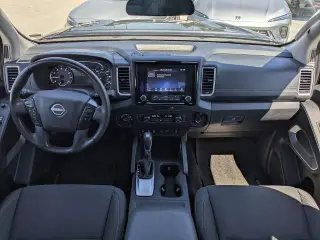 Nissan Frontier 2023 4x4 SV 4dr Crew Cab 5 ft. SB