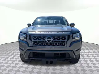 Nissan Frontier 2023 4x4 SV 4dr Crew Cab 5 ft. SB