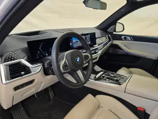 2025 BMW X7