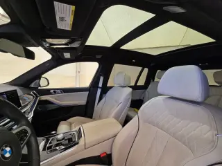 2025 BMW X7