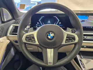 2025 BMW X7