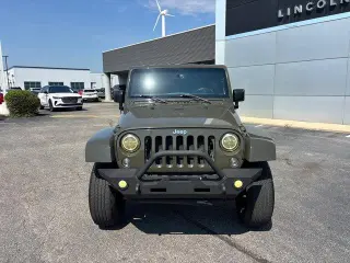 Jeep Wrangler Unlimited 2015 4x4 Sahara 4p SUV